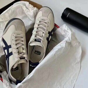 😊Onitsuka Tiger Men's White and Blue Trainers